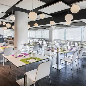 Hotel Zentral Castellana Norte, Madri