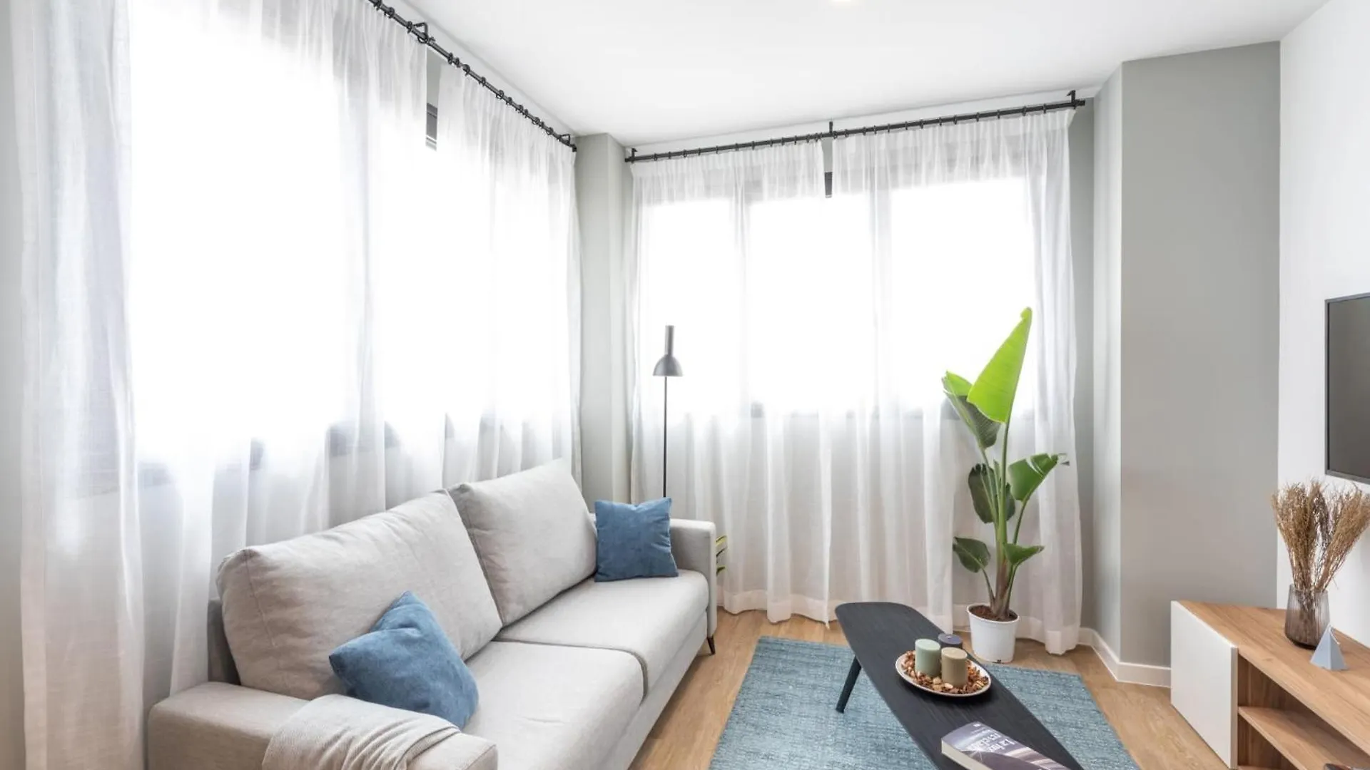 Aparthotel Be Casa - Valdebebas Madrid