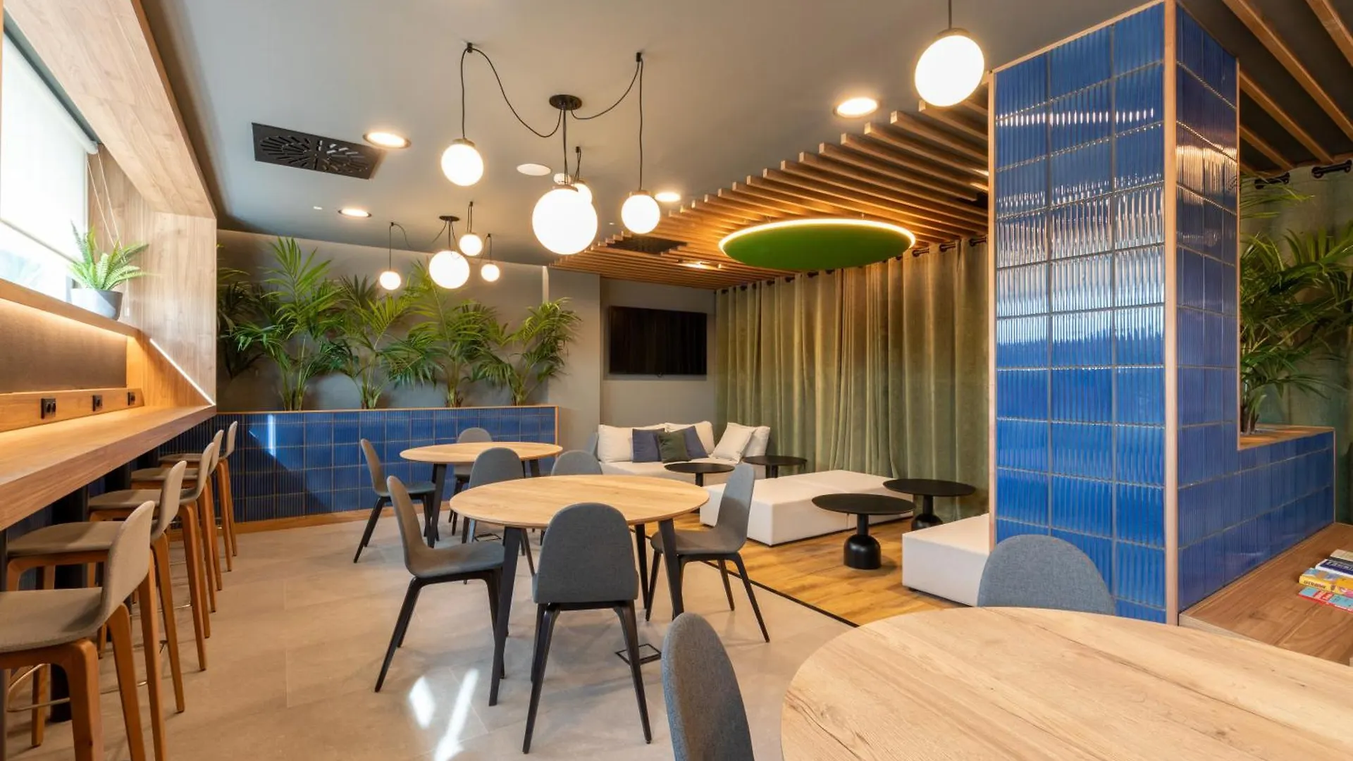 Aparthotel Be Casa - Valdebebas Madrid Spagna